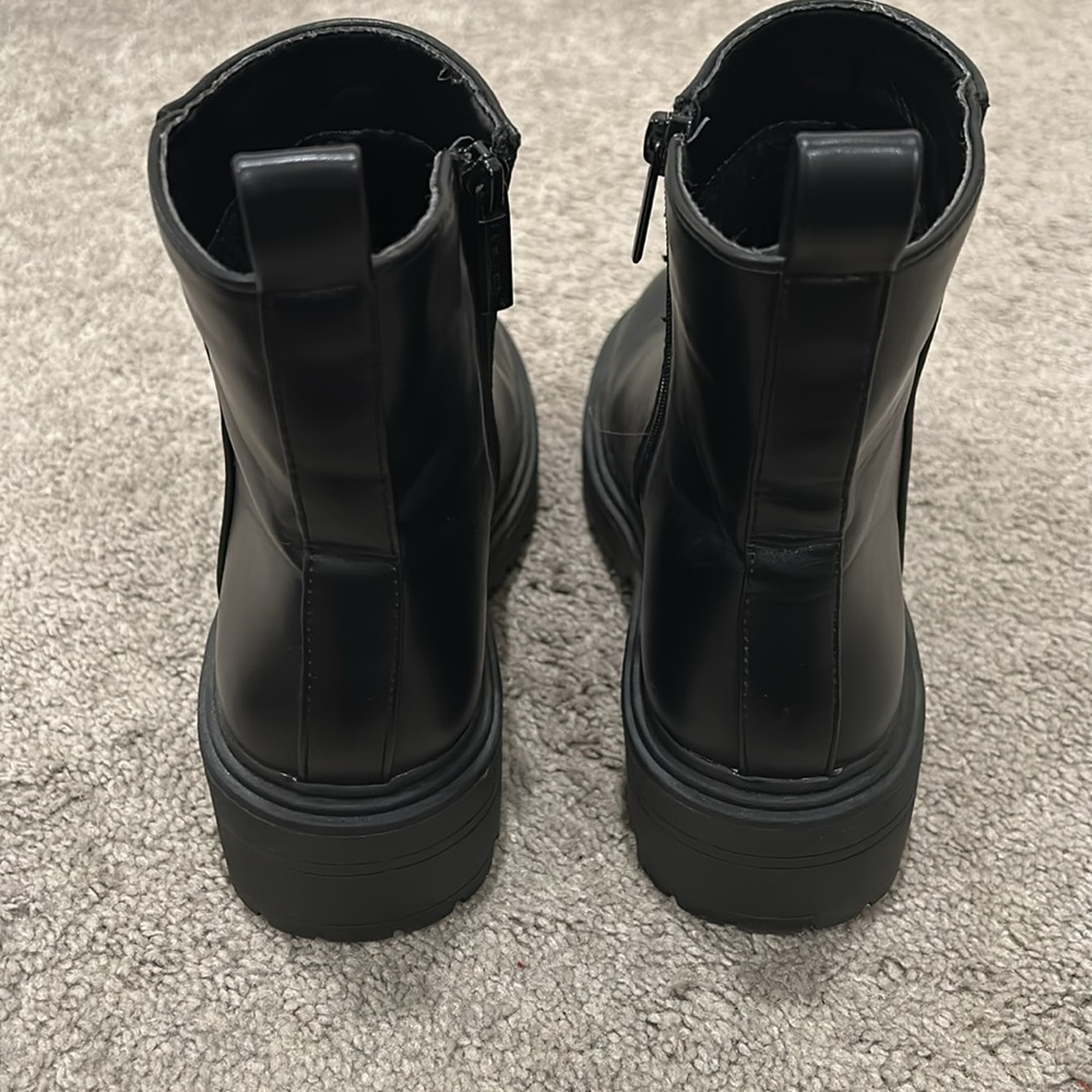 Black Booties - Picture 4 of 7